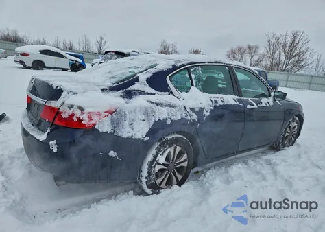 2015 Honda Accord Lx z USA, uszkodzony, nr VIN 1HGCR2F3XFA215809